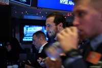 Giới đầu tư quay trở lại mua vào cổ phiếu công nghệ